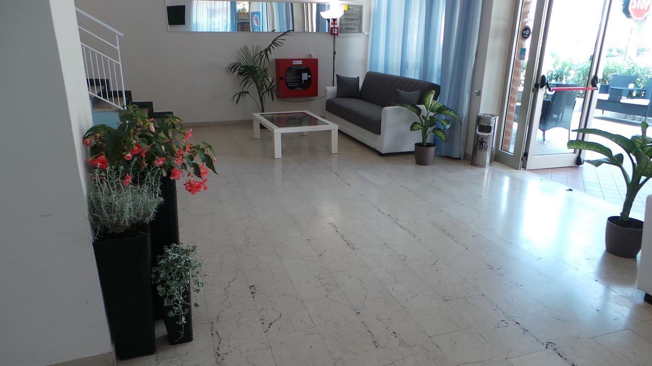 Hotel Cimarosa Ричоне Екстериор снимка
